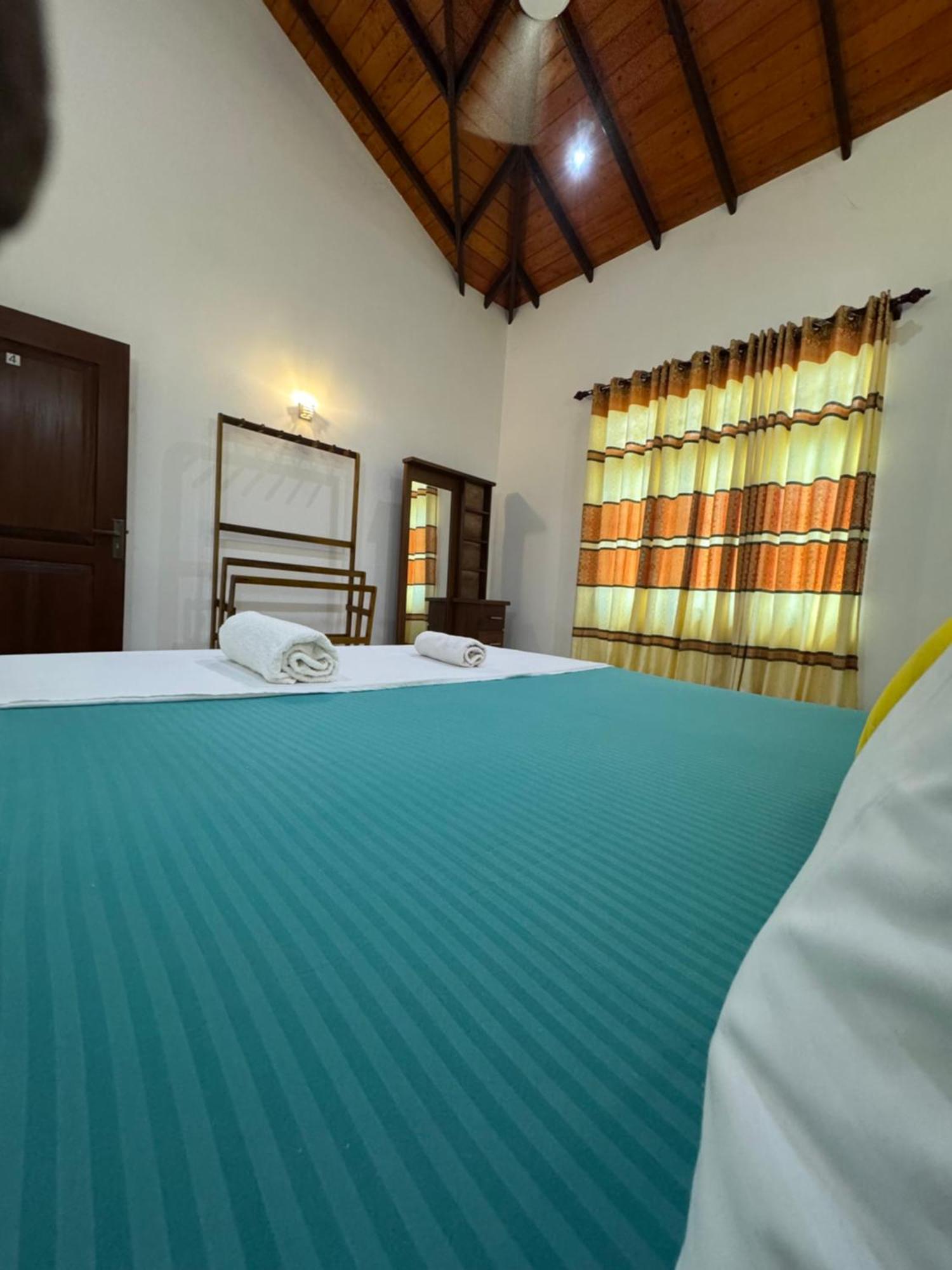 Ahasna Airport Villa Negombo Eksteriør billede