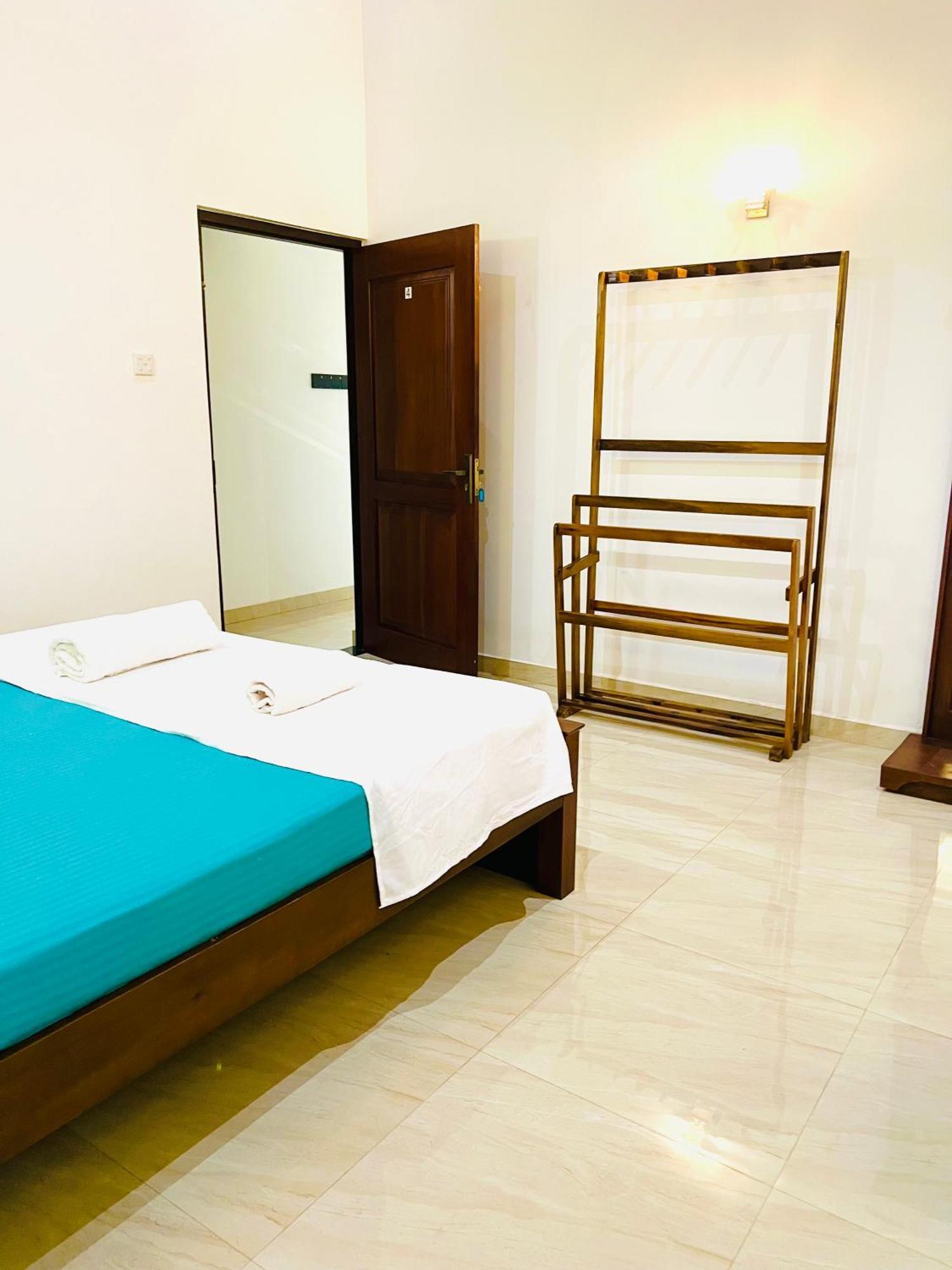 Ahasna Airport Villa Negombo Eksteriør billede